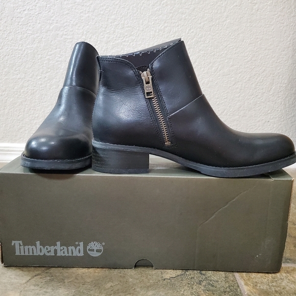 Timberland Shoes - Women's Timberland Beck Bootie Black Size 7.5